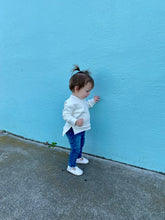 Load image into Gallery viewer, Cotton Crewneck, White